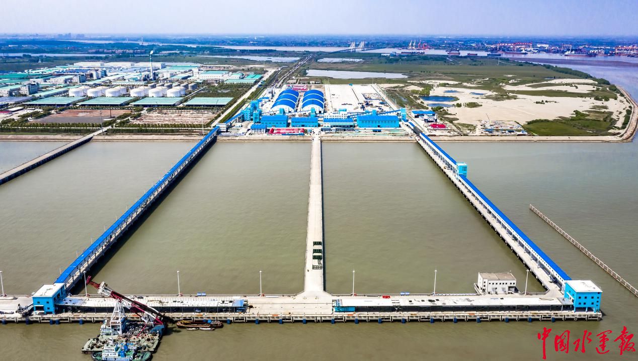 南通港天生港區(qū)橫港沙作業(yè)區(qū)新世界碼頭